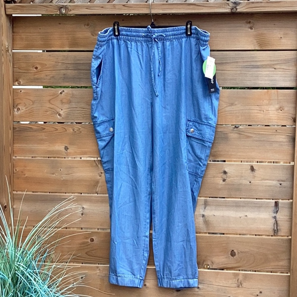 Ricki’s chambray cargo